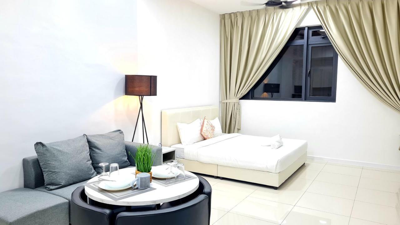 Chambers Serviced Suites Klcc By Cozy Stay Kuala Lumpur Zewnętrze zdjęcie