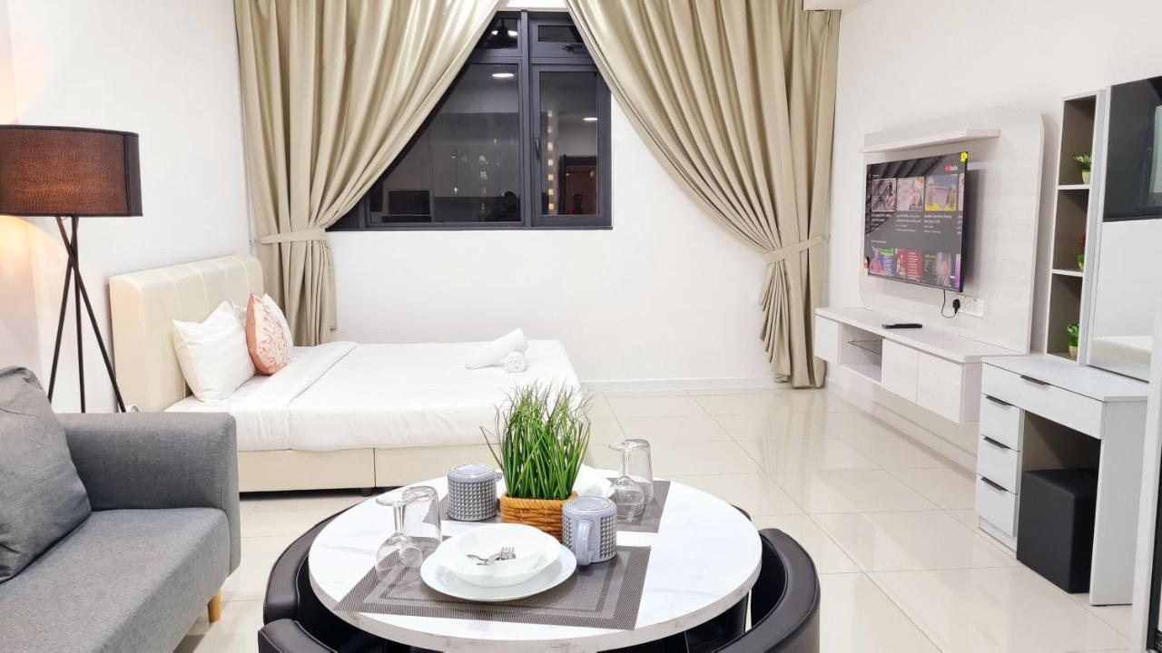 Chambers Serviced Suites Klcc By Cozy Stay Kuala Lumpur Zewnętrze zdjęcie