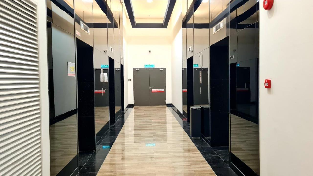 Chambers Serviced Suites Klcc By Cozy Stay Kuala Lumpur Zewnętrze zdjęcie